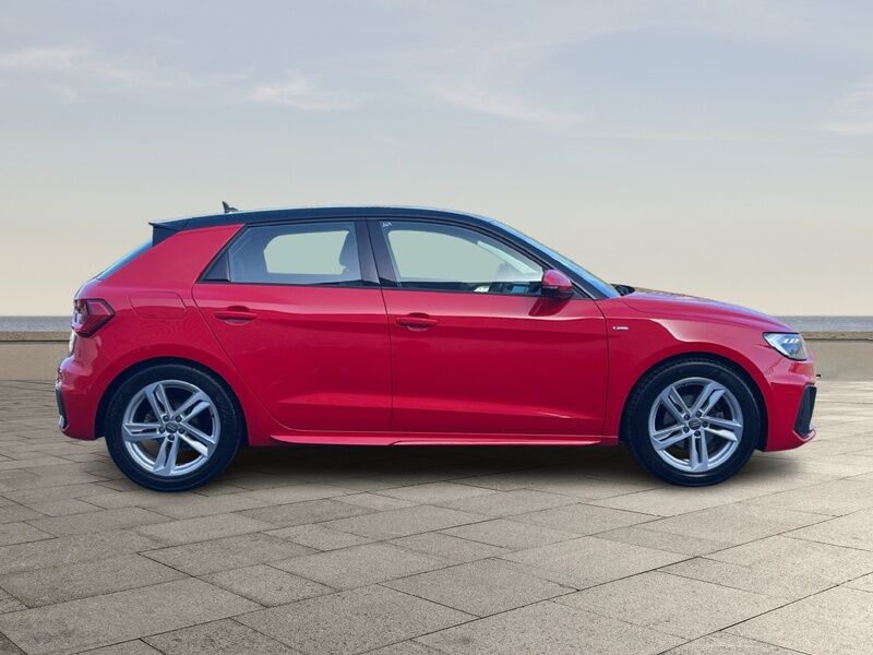 More views of Audi A1