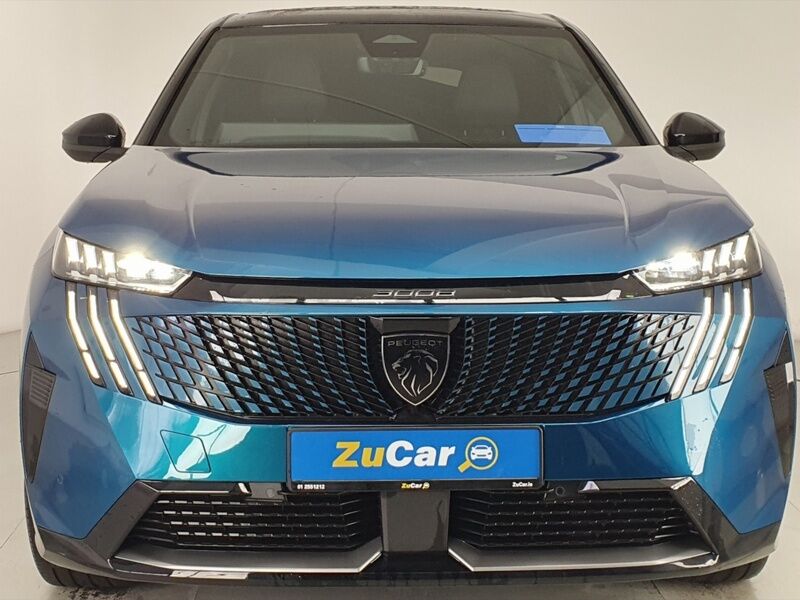 More views of Peugeot 3008