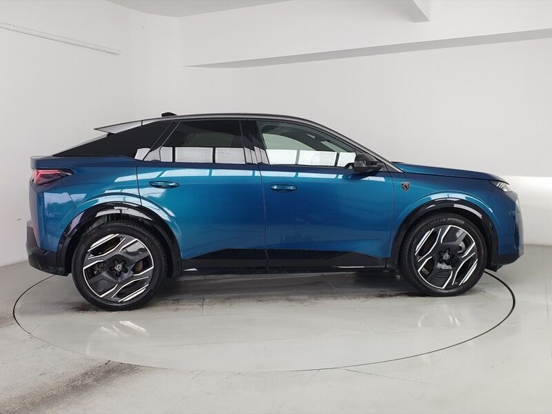 More views of Peugeot 3008