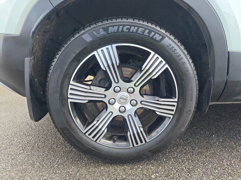 More views of Volvo XC40