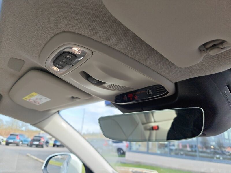 More views of Volvo XC40