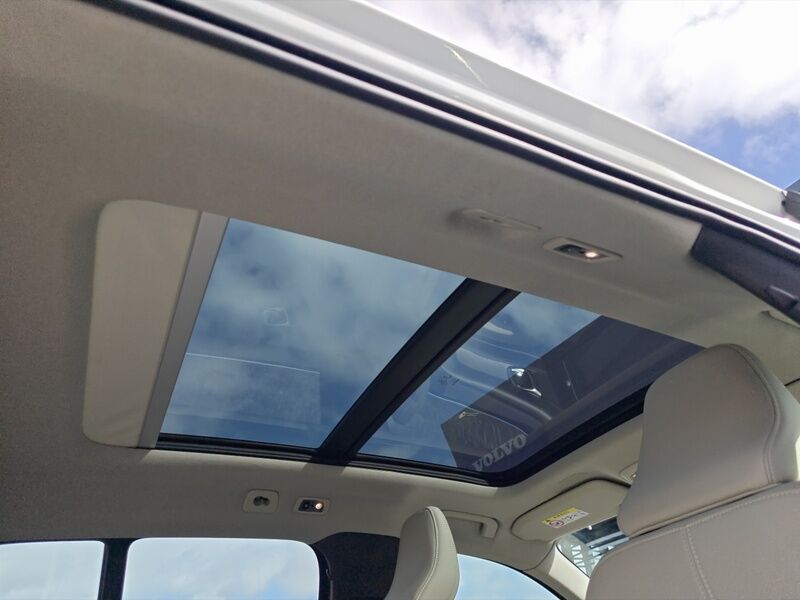 More views of Volvo XC40