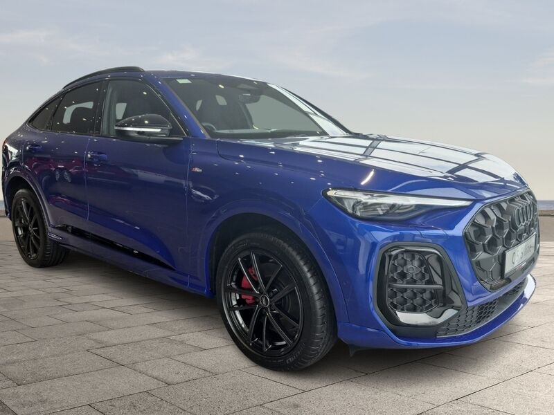 More views of Audi Q5