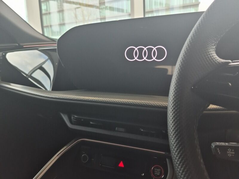 More views of Audi Q5