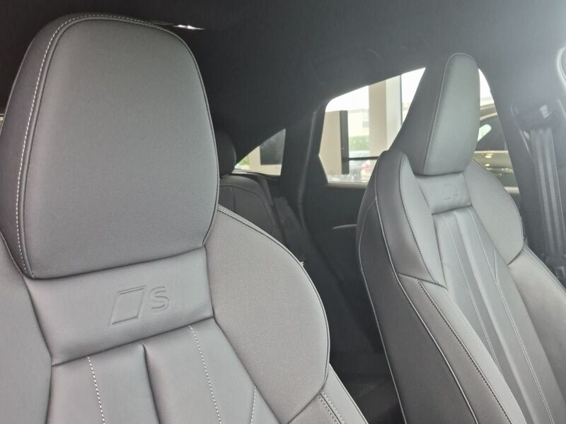 More views of Audi Q5