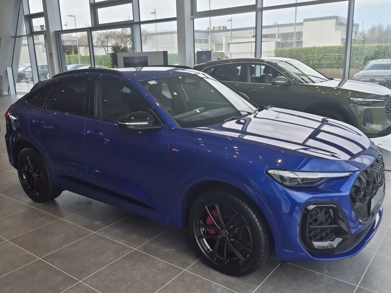 More views of Audi Q5
