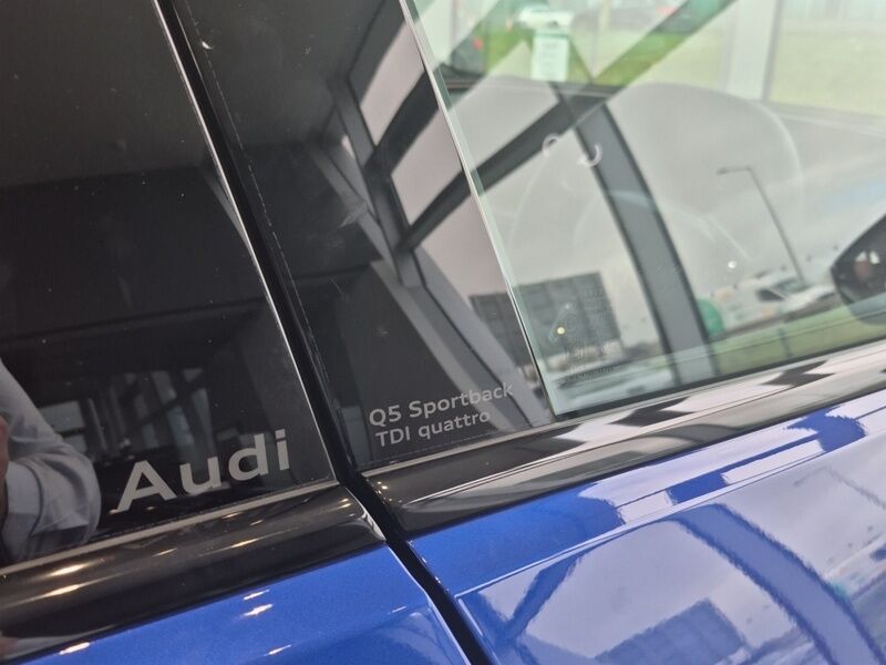 More views of Audi Q5