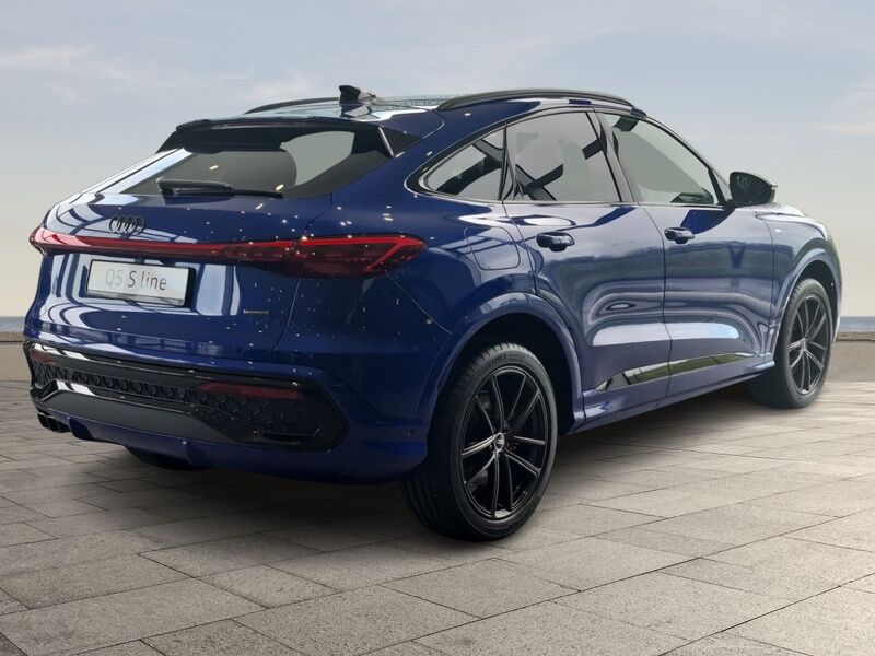 More views of Audi Q5