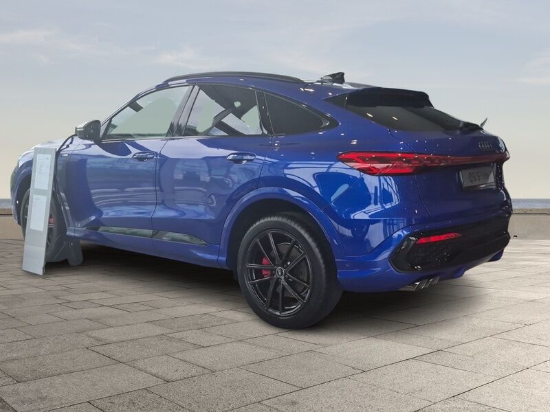 More views of Audi Q5