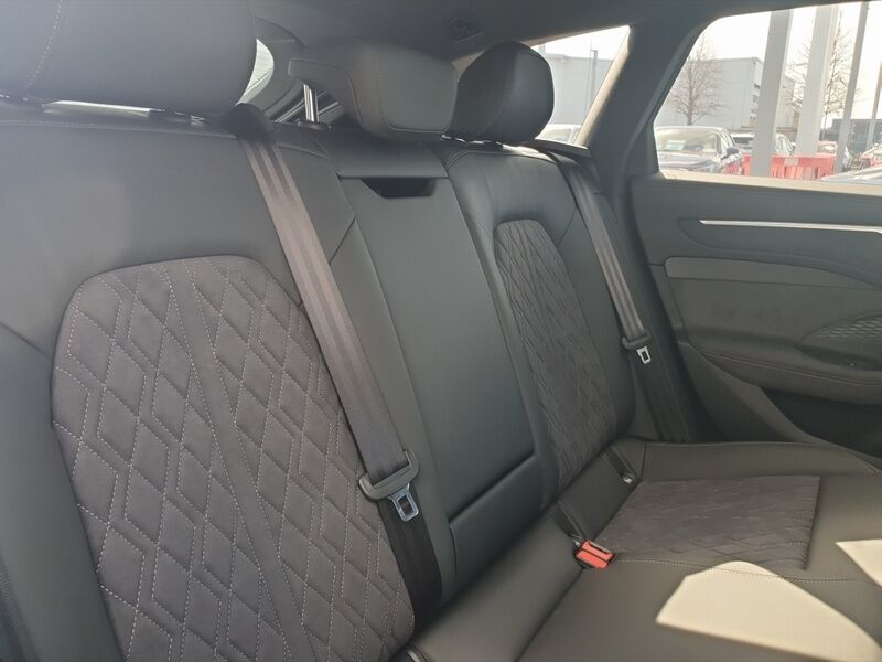 More views of Audi A6