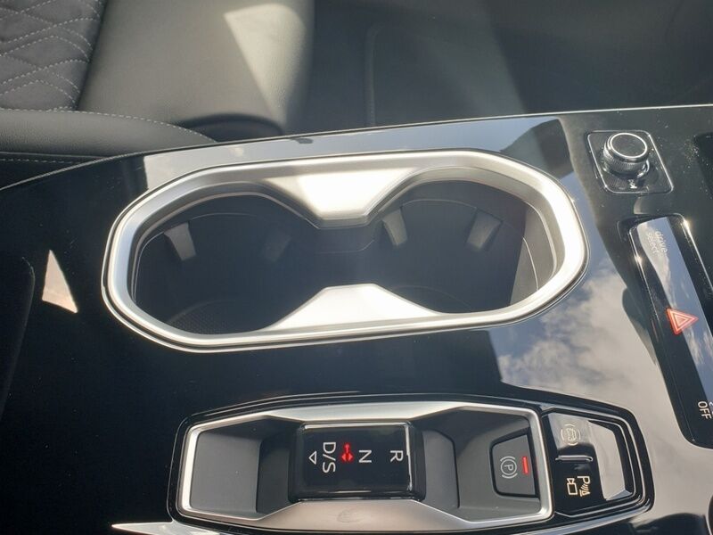 More views of Audi A6