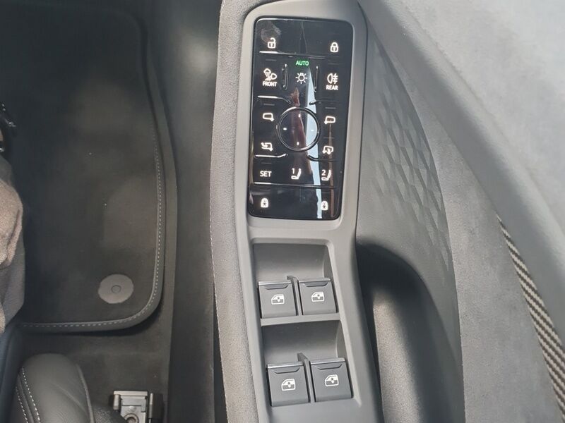 More views of Audi A6