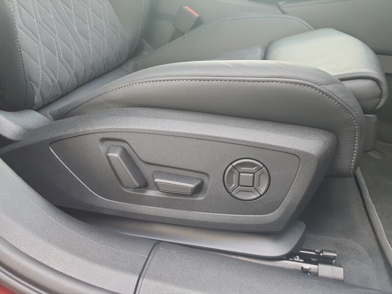 More views of Audi A6