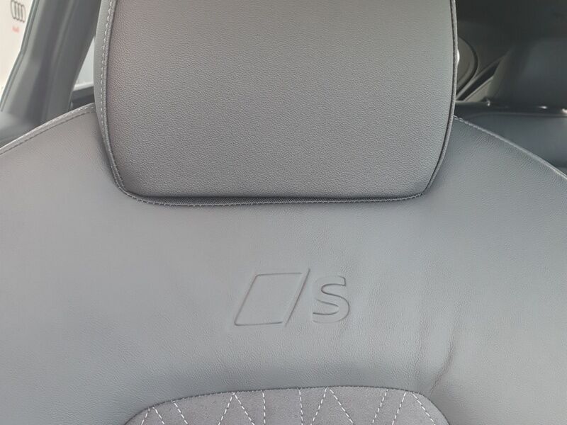 More views of Audi A6