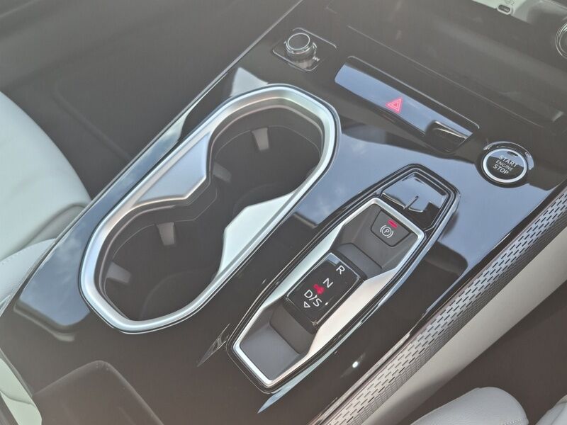 More views of Audi A6