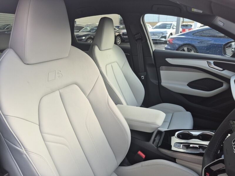 More views of Audi A6