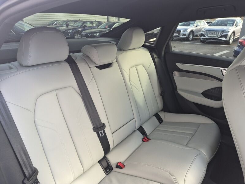 More views of Audi A6