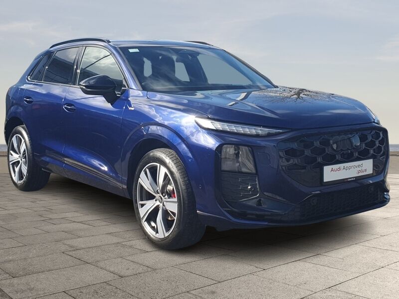 More views of Audi Q3