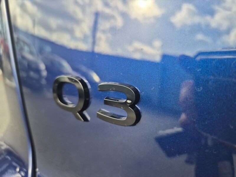 More views of Audi Q3