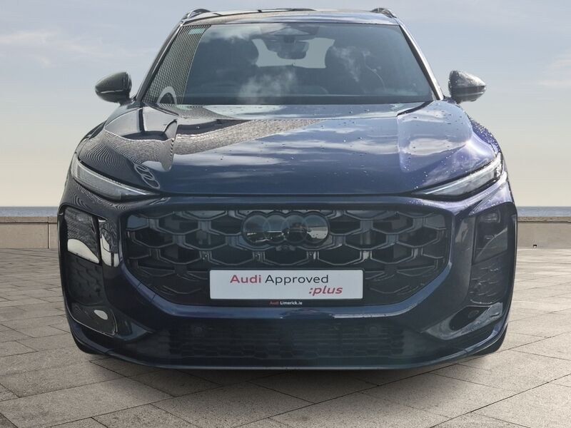 More views of Audi Q3