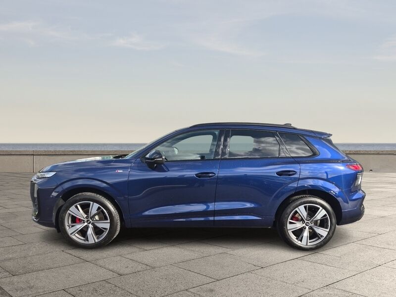 More views of Audi Q3