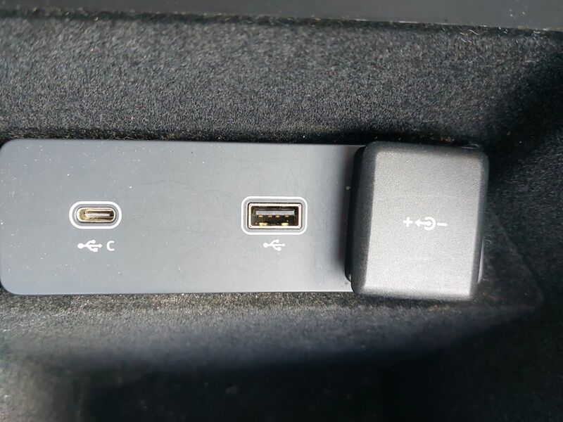 More views of Land Rover Discovery Sport