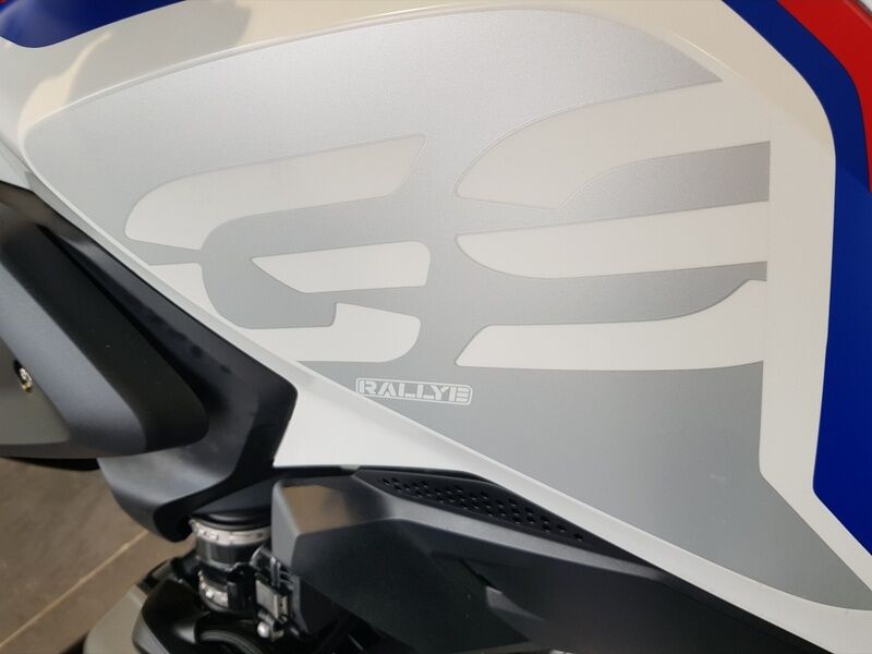 More views of BMW R 1250