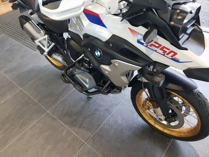 More views of BMW R 1250
