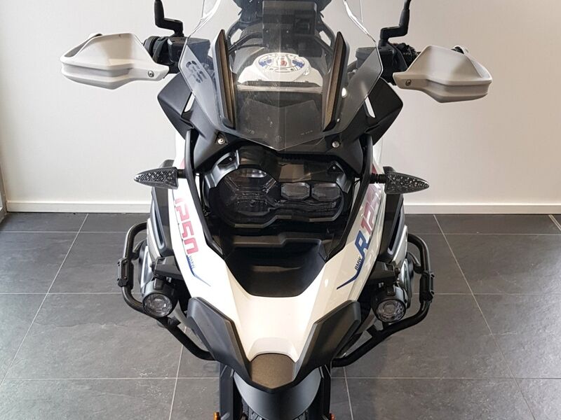 More views of BMW R 1250