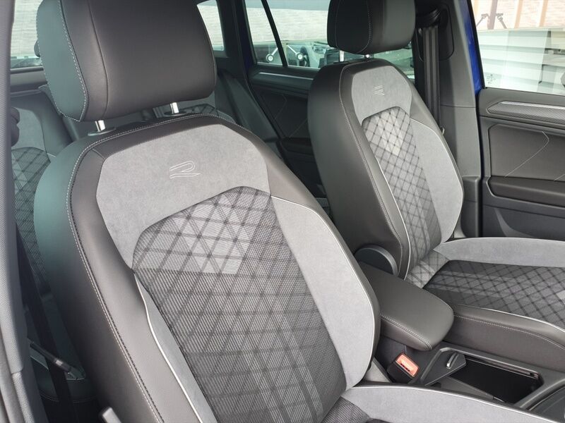 More views of Volkswagen Tiguan