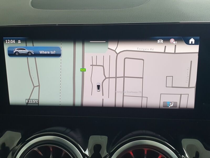 More views of Mercedes-Benz GLA