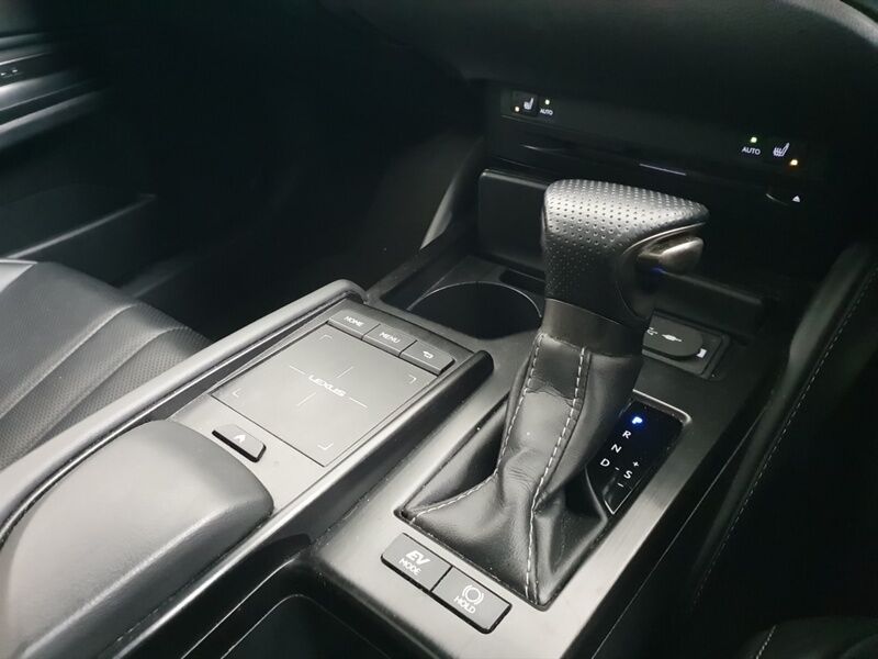 More views of Lexus ES