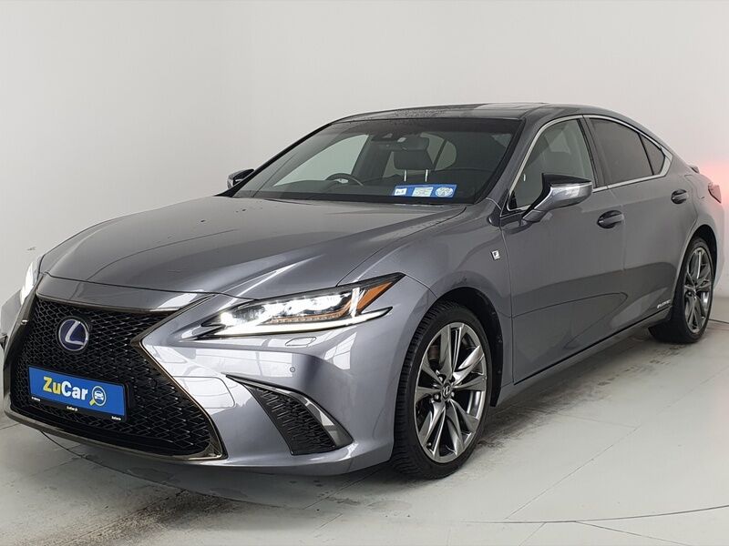 More views of Lexus ES