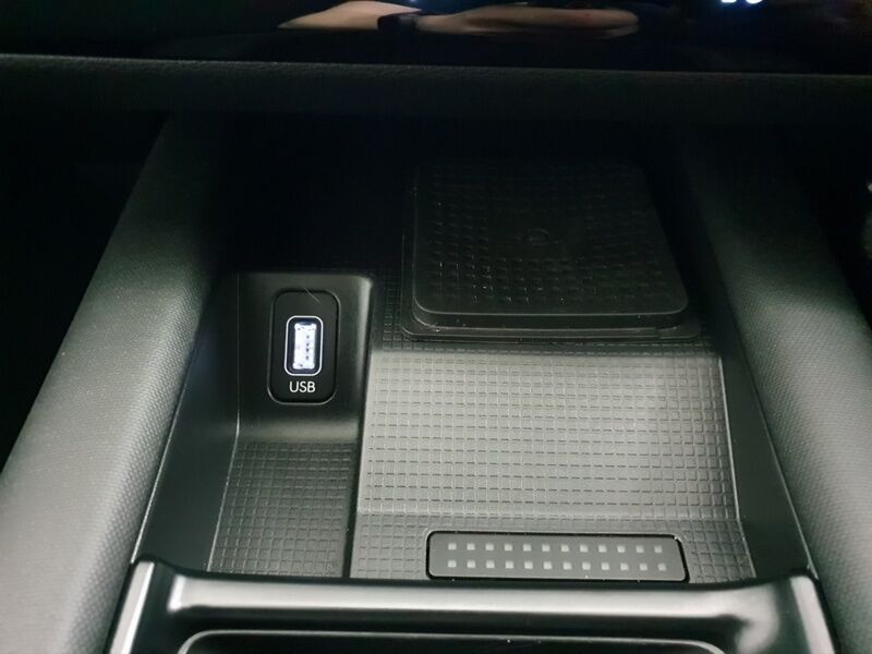 More views of Hyundai IONIQ 6