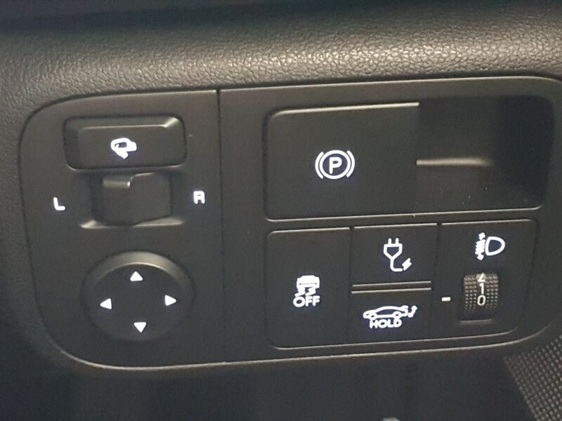 More views of Hyundai IONIQ 6