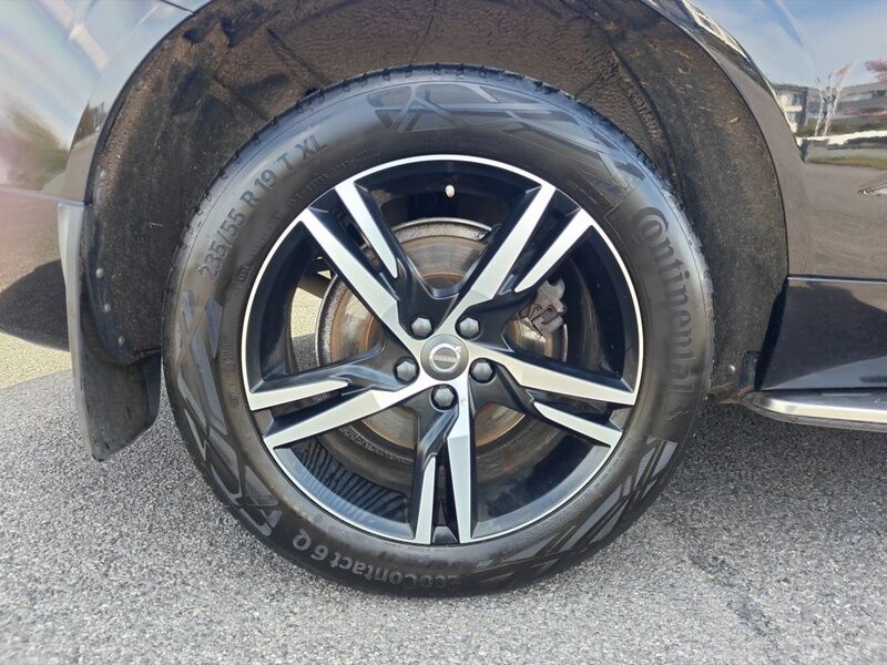 More views of Volvo XC60