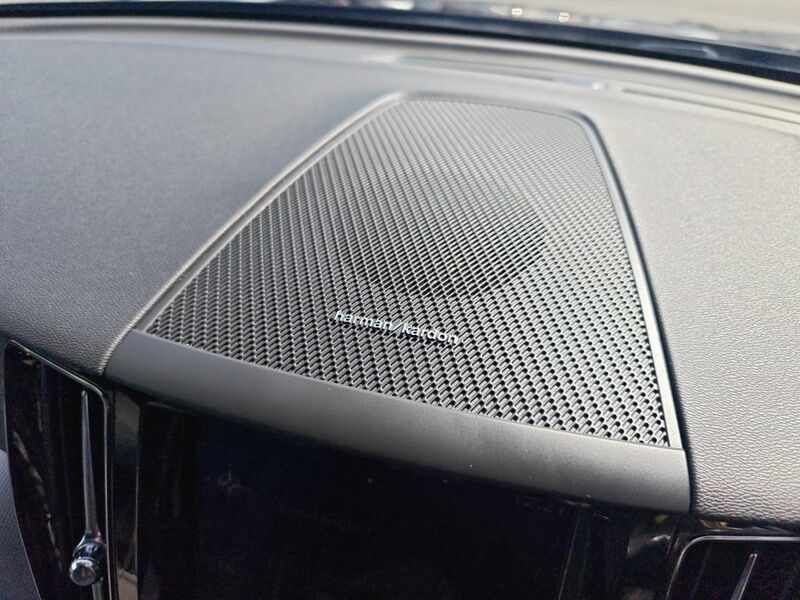 More views of Volvo XC60