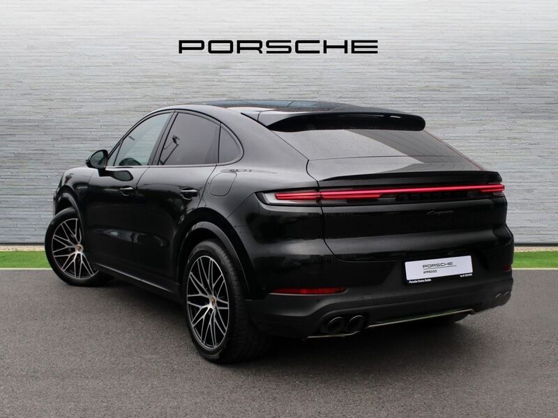 More views of Porsche Cayenne