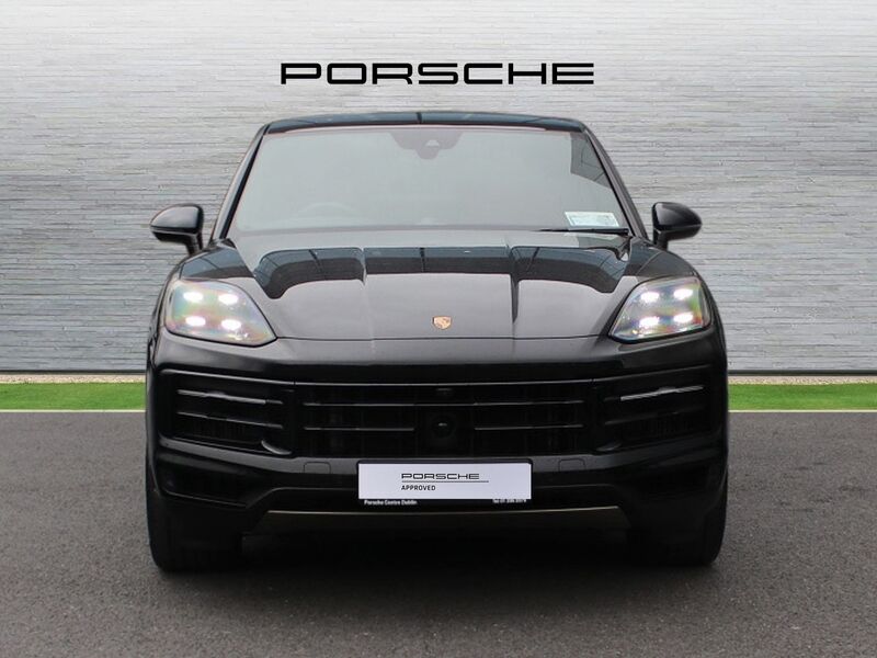 More views of Porsche Cayenne