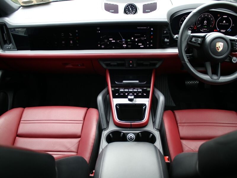More views of Porsche Cayenne