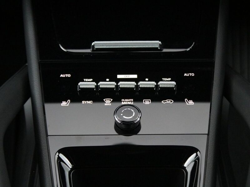 More views of Porsche Cayenne