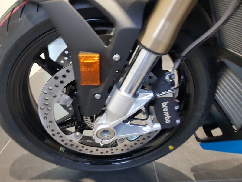 More views of BMW S 1000