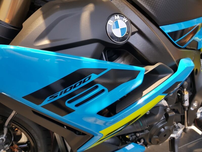 More views of BMW S 1000