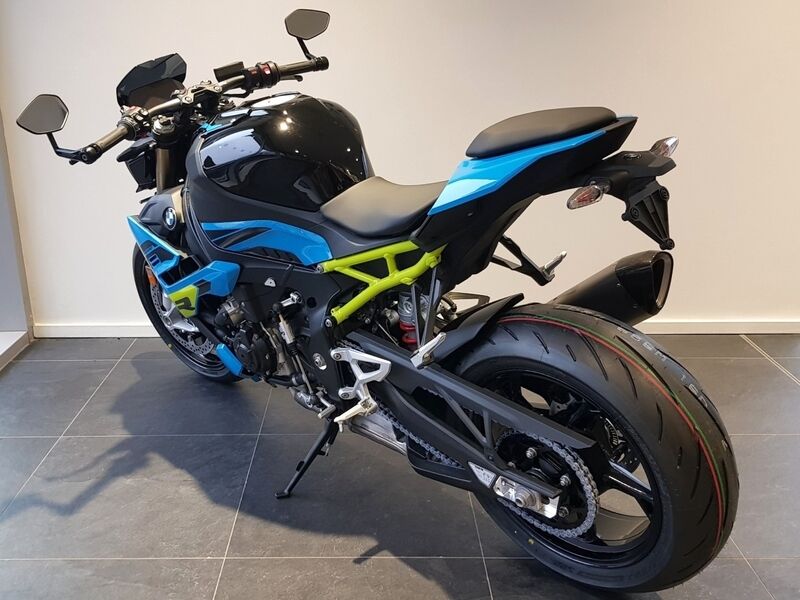 More views of BMW S 1000