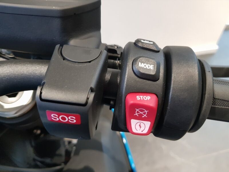 More views of BMW S 1000