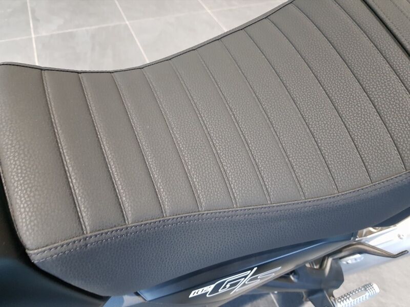 More views of BMW R 1200