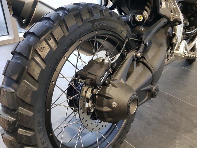 More views of BMW R 1200