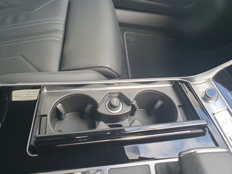 More views of Audi A7