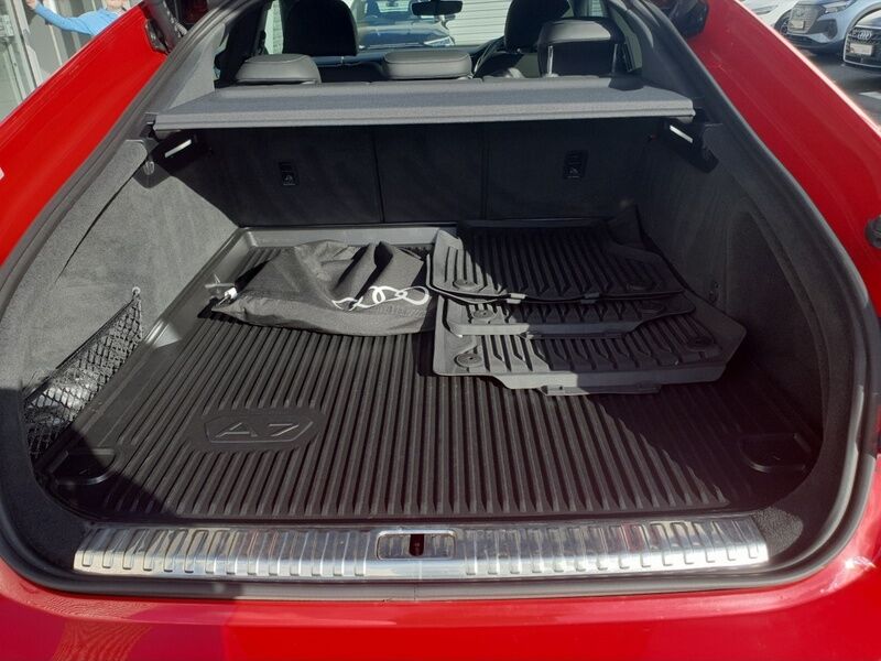 More views of Audi A7