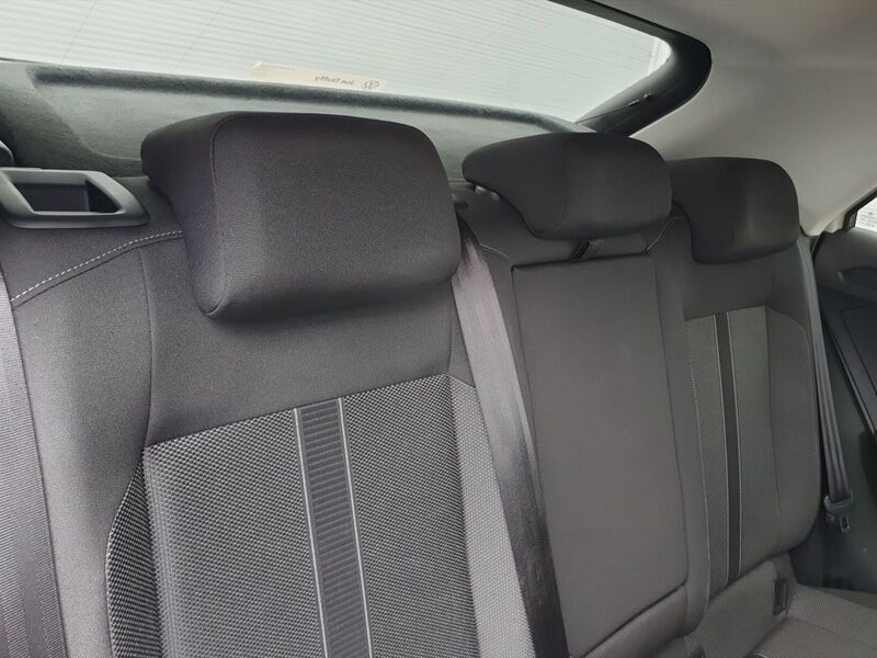 More views of Volkswagen T-Roc